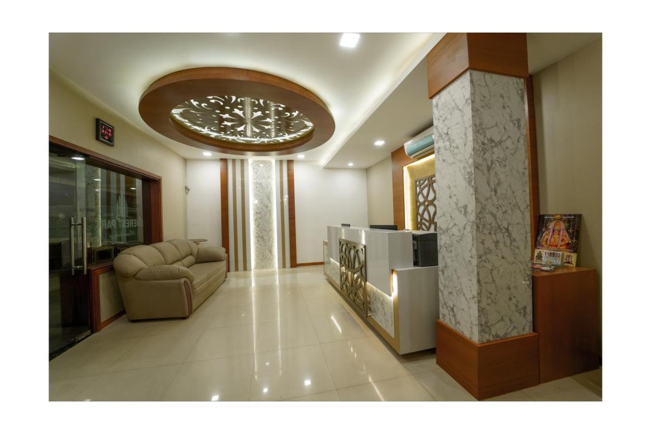 Hotel Everestparkresidency Tiruchirappalli Esterno foto