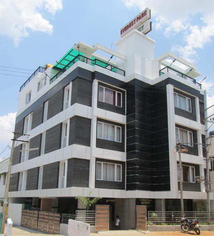 Hotel Everestparkresidency Tiruchirappalli Esterno foto